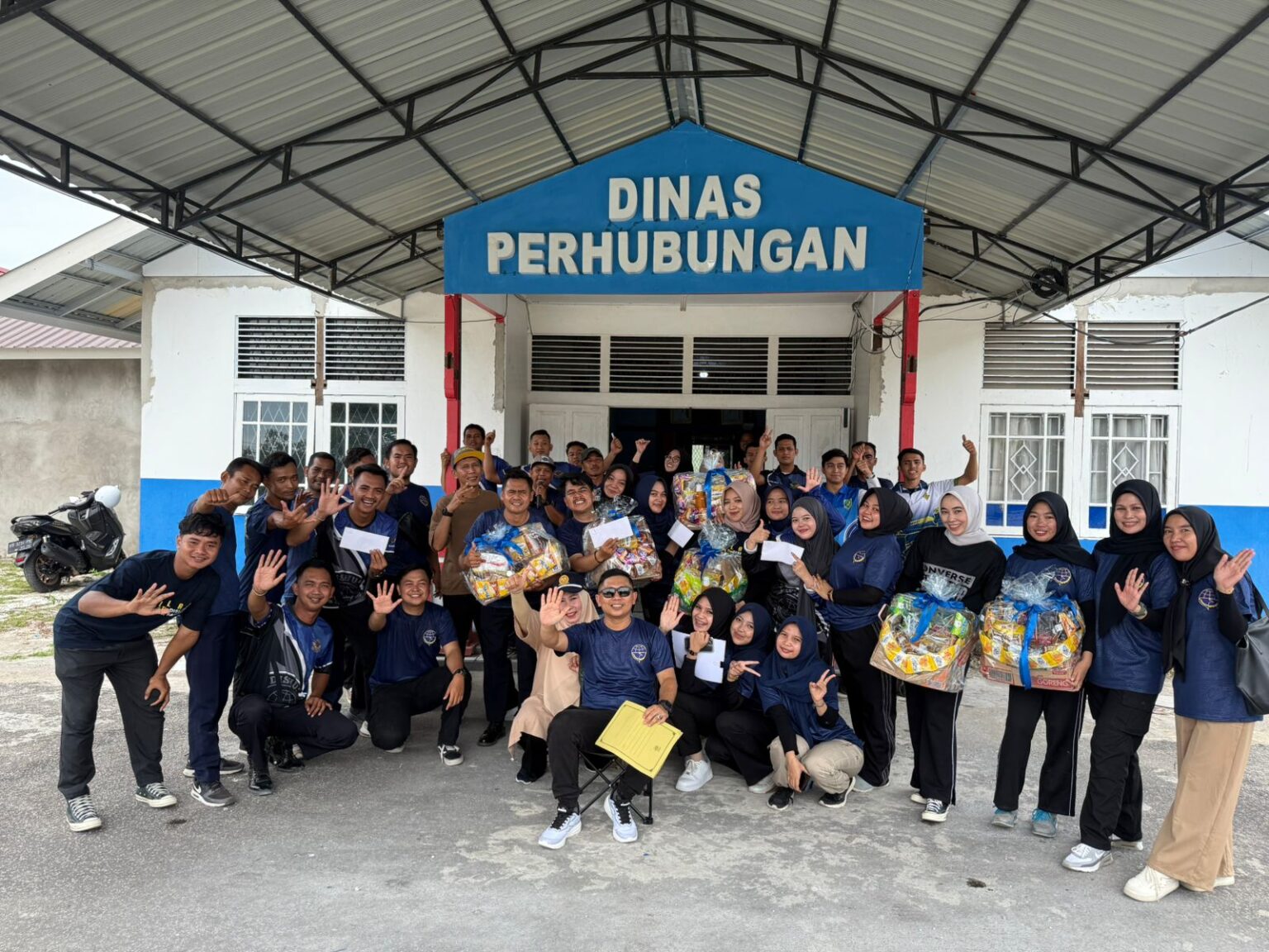 Semarak HUT ke-80 RI, Dishub Sambas Gelar Lomba Kekompakan