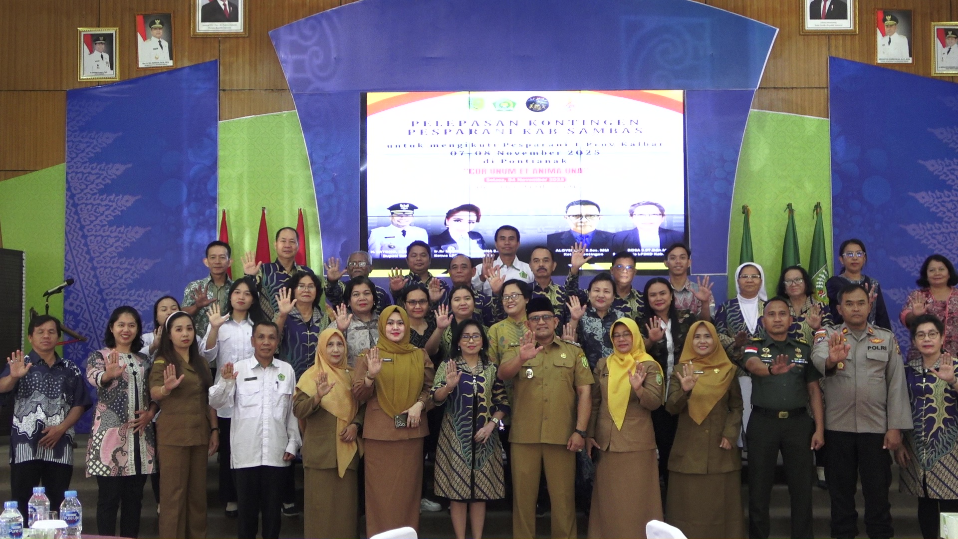 Lepas Kontingen Pesparani, Wabup Heroladi : Ajang Pererat Silaturahmi dan Pelestarian Nilai Luhur