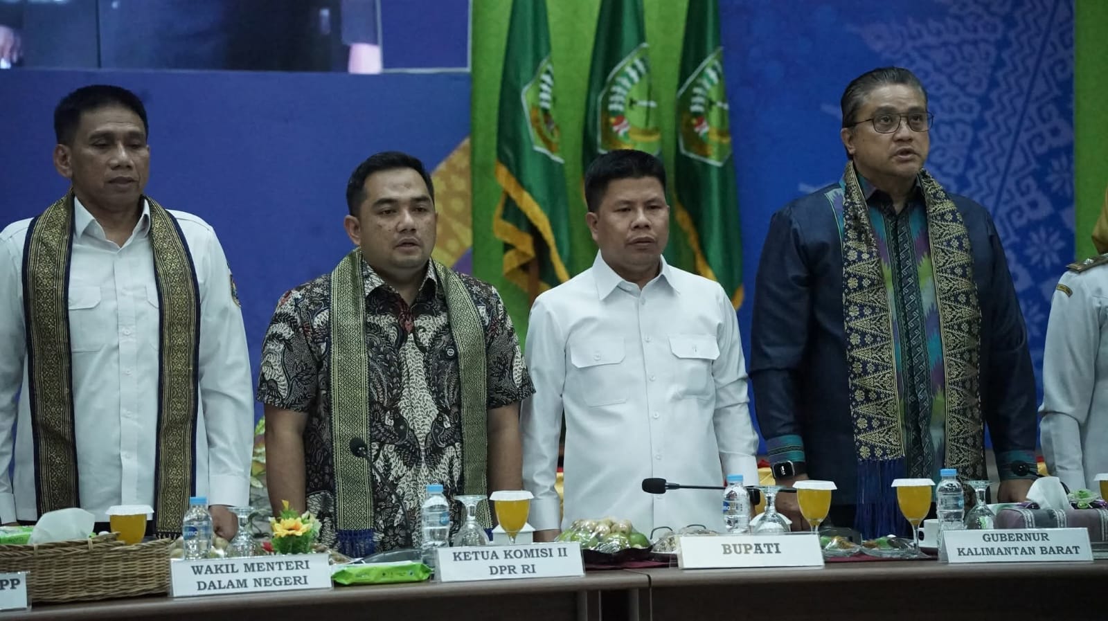 Dikunjungi Wamendagri dan Komisi II DPR, Bupati Sambas Dorong Otonomi Daerah Perbatasan