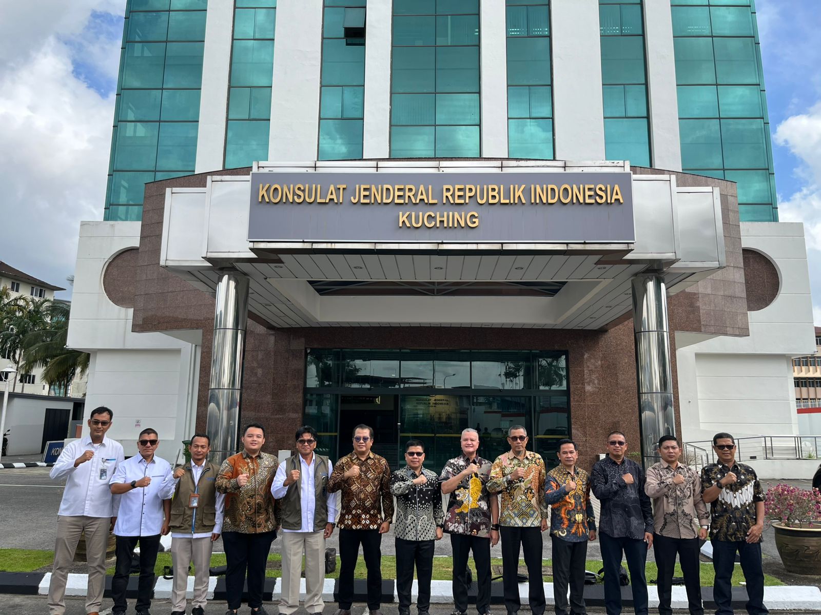 Dari Perbatasan ke Beranda Depan: Langkah Satono Bangun Kemitraan Ekonomi Sambas–Sarawak