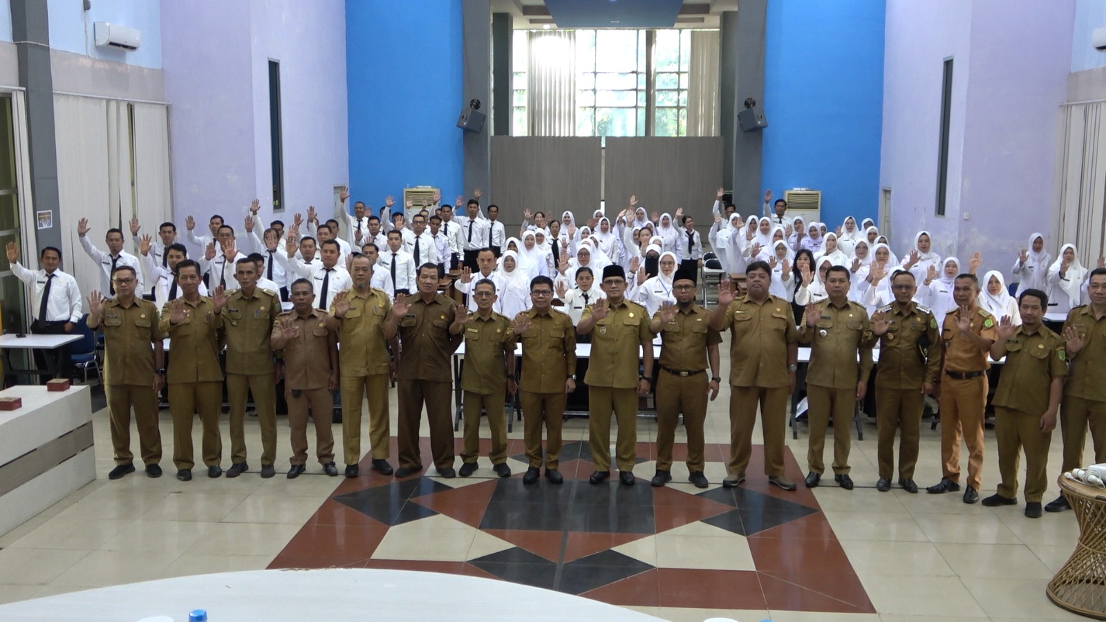 ASN  PPPK Sambas Ikuti Orientasi, Bupati  SatonoTekankan Disiplin, Etika dan Pelayanan Prima