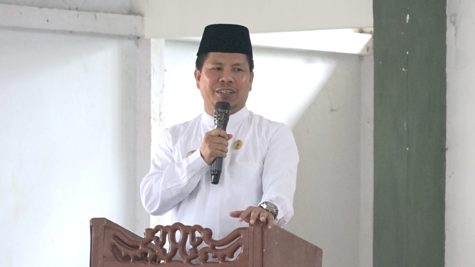 Bupati Sambas H. Satono Kucurkan APBD 55,2 M Bangun Tebas dan Semparuk di 2024